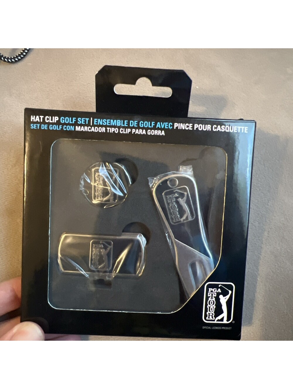 PGA TOUR Hat Clip Golf Set Magnetic Ball Marker Divot Tool New in box